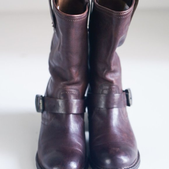 Frye Brown Leather Chestnut Classic Pull on Bootie - Picture 10 of 12